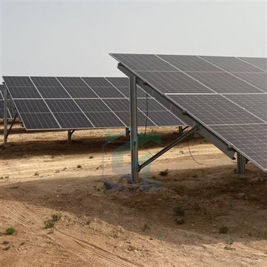 Jordmontert fotovoltaisk