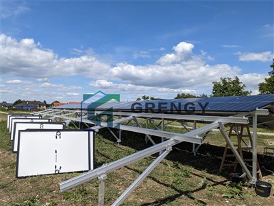 Jordmonteringssystem av aluminiumslegering